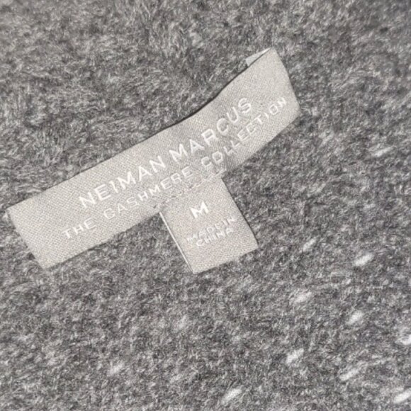 Neiman Marcus 100% Cashmere Sweater Short Sleeve Quiet Luxury Preppy Statement M - Picture 2 of 5